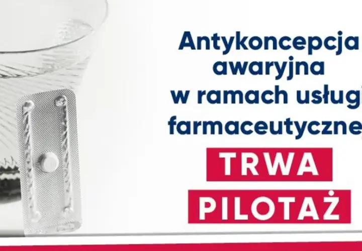 Szklanka wody i opakowanie tabletek. Antykoncepcja awaryjna w ramach usługi farmaceutycznej. Trwa pilotaż.