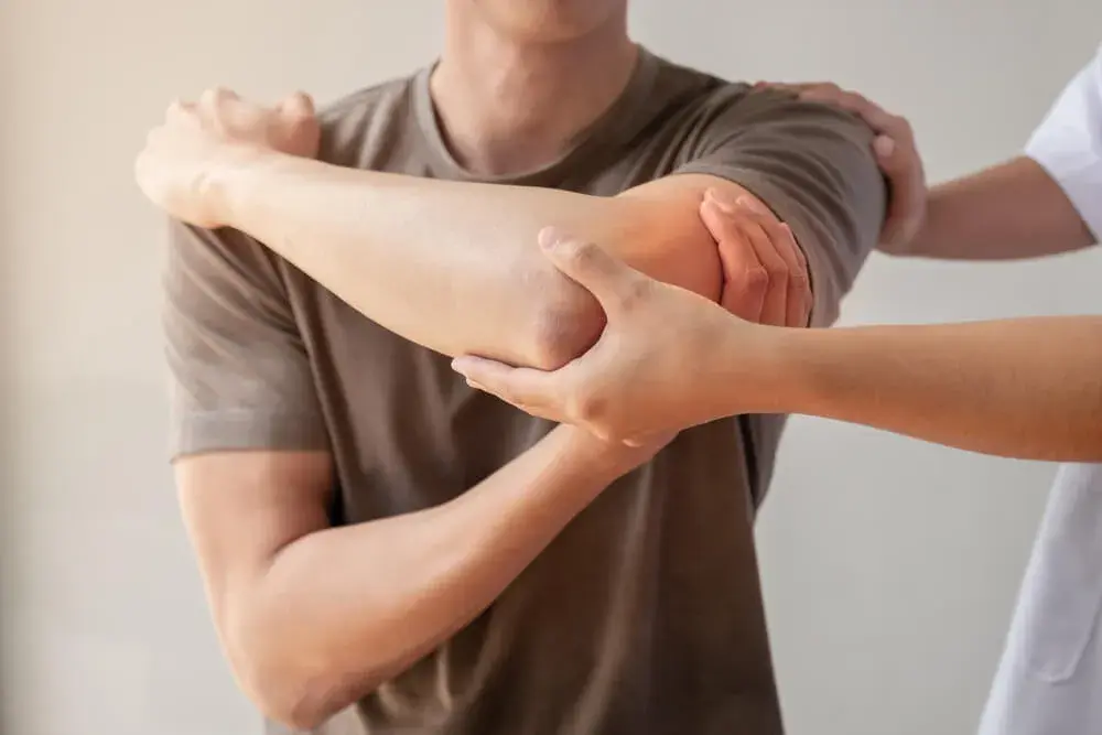 Czy rehabilitacja boli? Poznaj prawdę o bólu podczas terapii