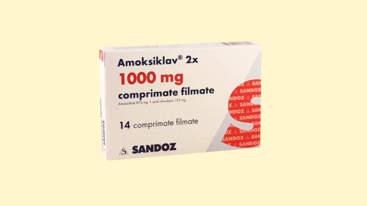 Opakowanie leku Amoksiklav 1000 mg, zawierające 14 tabletek powlekanych.