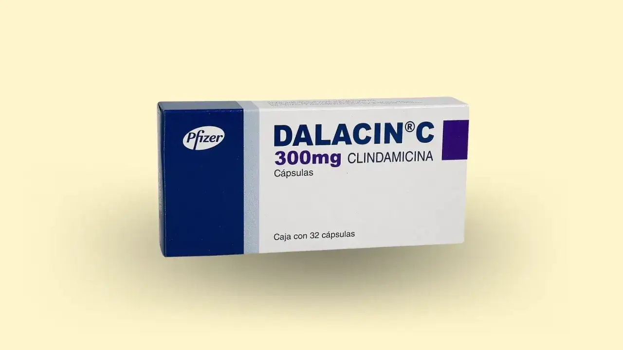 Opakowanie Dalacin C 300mg z klindamycyną, które może pomóc w walce z bólem zęba, choć nie jest to antybiotyk na ból zęba bez recepty.
